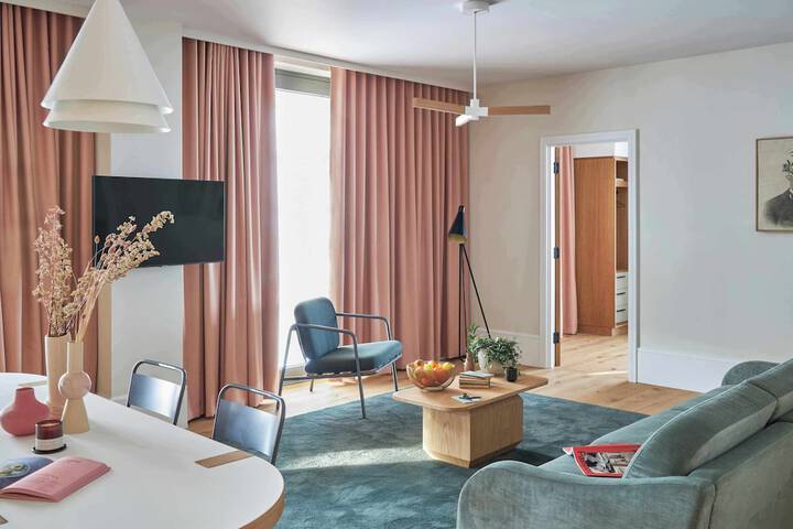 Room 19 of 68