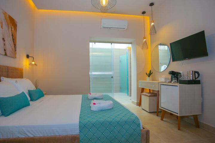 Room 18 of 40