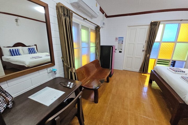 Room 30 of 92