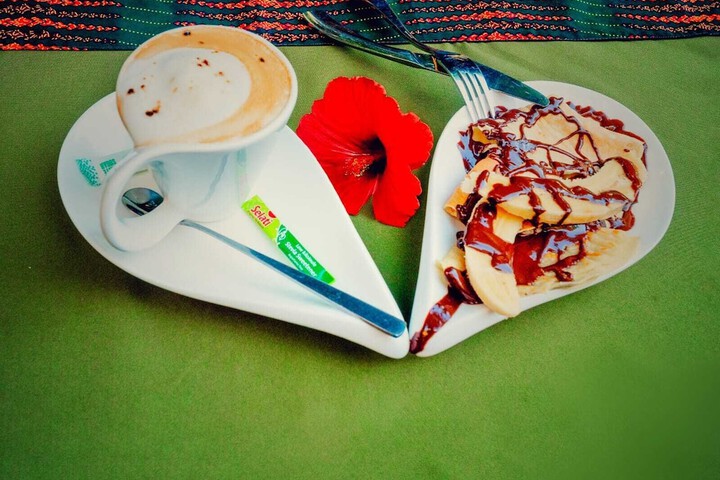 Breakfast/Coffee Service 10 of 17