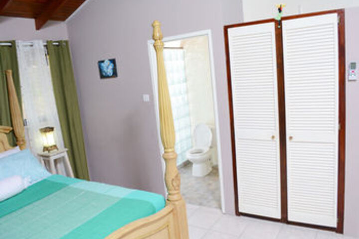 Room 7 of 19
