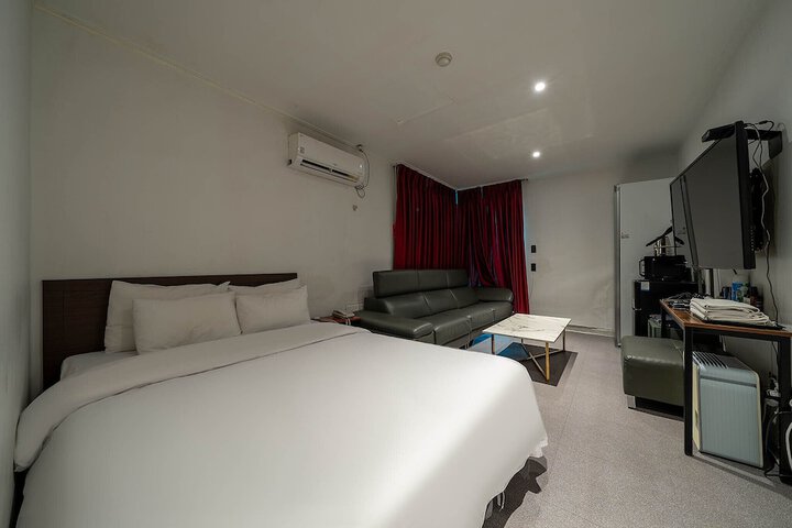 Hotel Interior 75 of 82