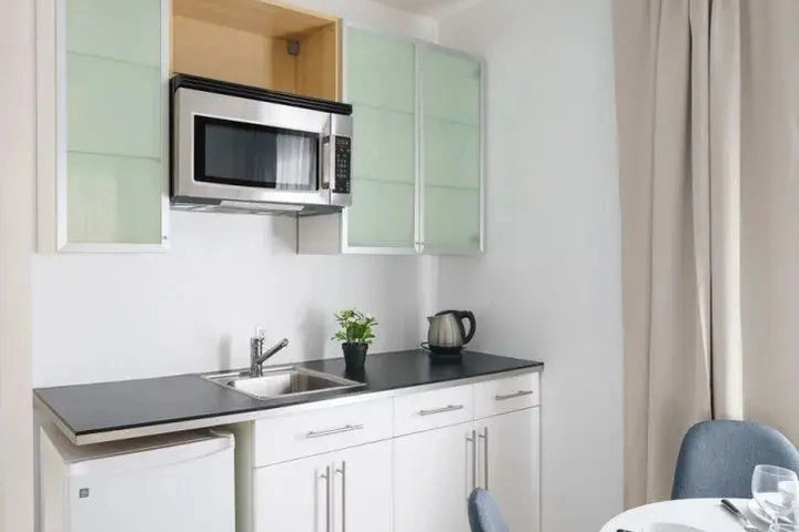 Photo of United Nations Suites