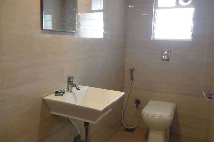 Room 18 of 22