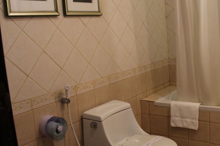 Room 35 of 67