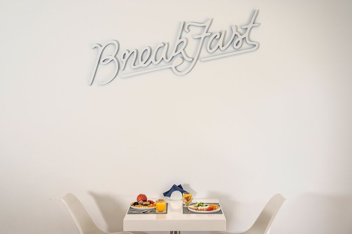 Breakfast/Coffee Service 64 of 96