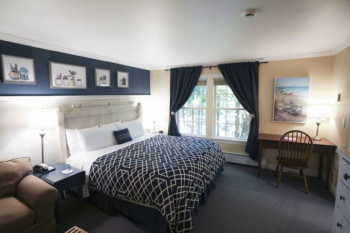 1 King Bed (60 of 65)