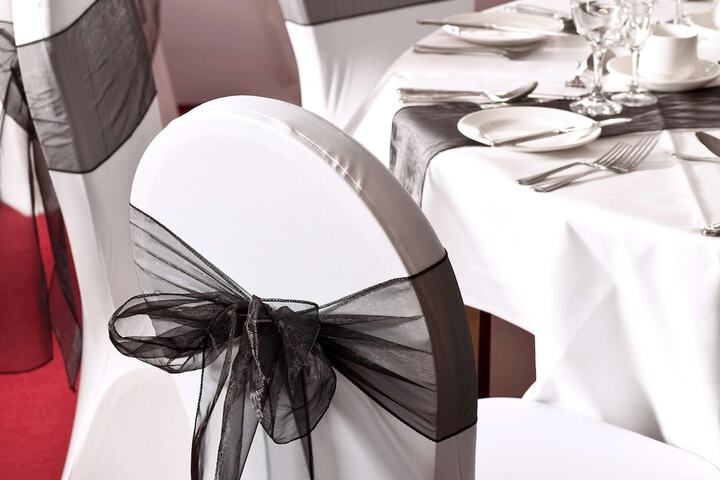 Dining 34 of 61