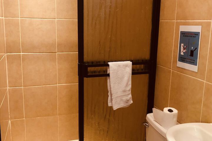 Room 26 of 43