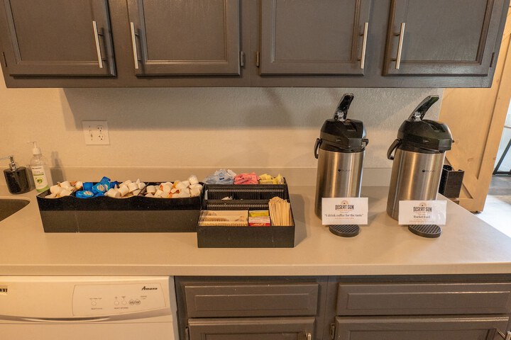 Breakfast/Coffee Service 49 of 73