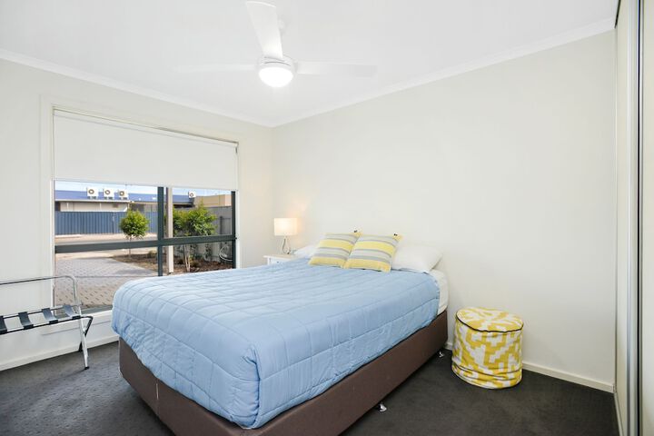 Room 5 of 25