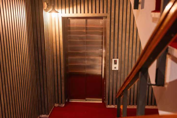 Hotel 83 of 86