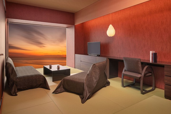 Room 17 of 60