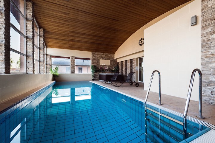Pool 58 of 79