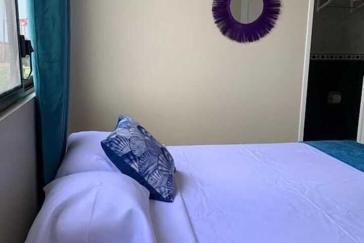 Room 7 of 43