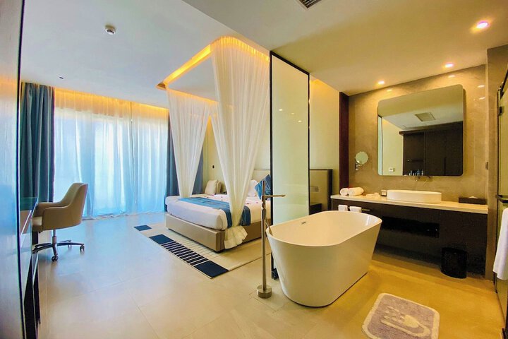 Room 49 of 120