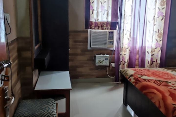 Room 17 of 69