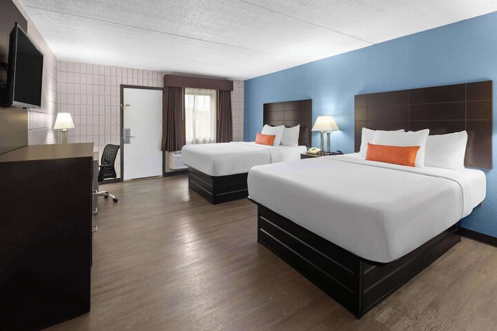 Room 18 of 52