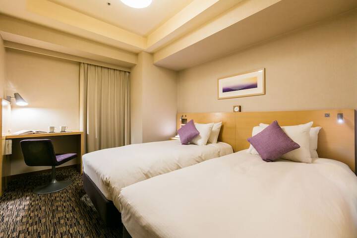 Room 14 of 84