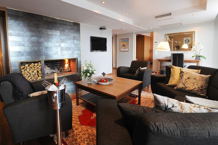 Room 14 of 47