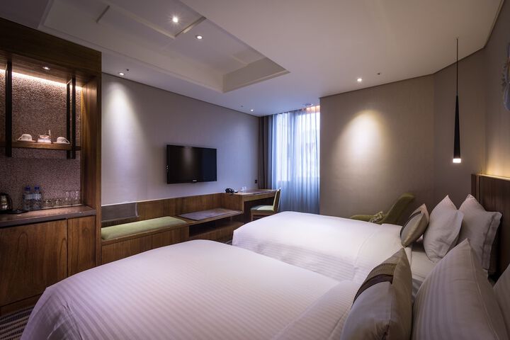 Room 20 of 87