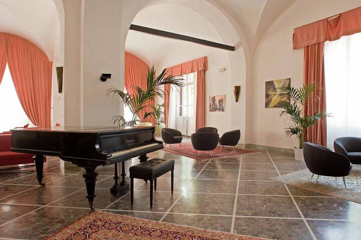 Hotel Interior 5 of 123