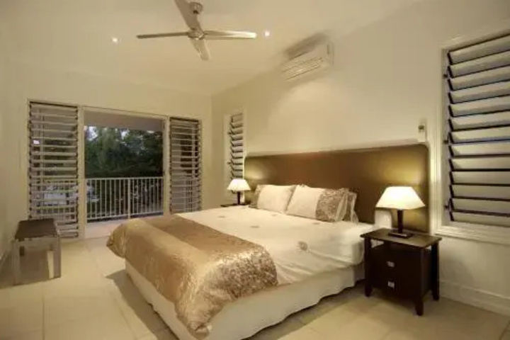 67 Casuarina