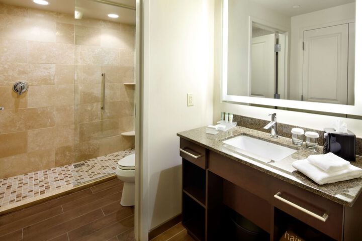 Bathroom shower