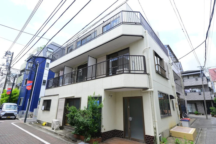 Tateishi 7 House Hotel