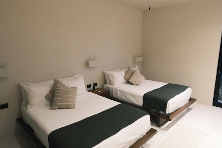 Room 17 of 79