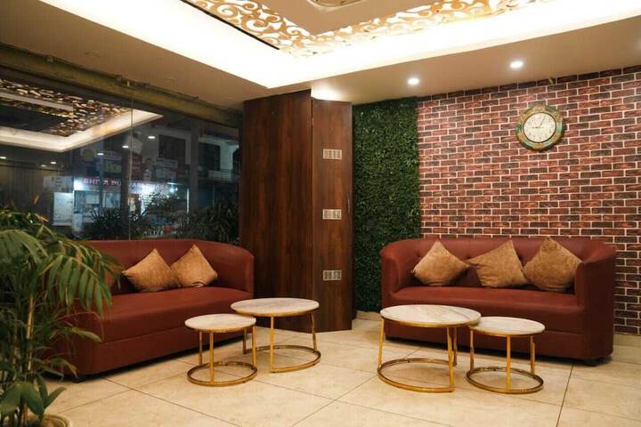 Room 30 of 95