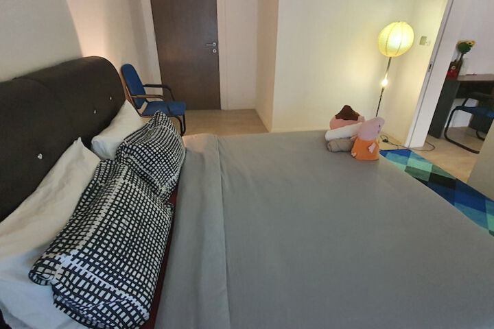 Room 44 of 226