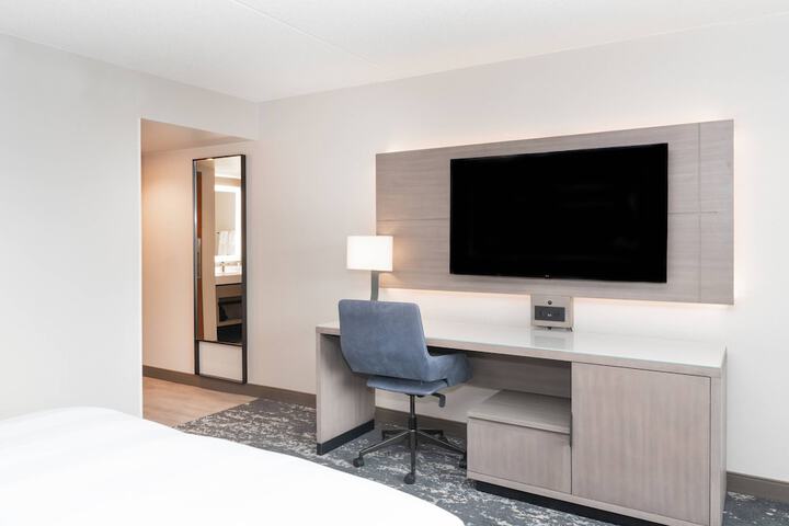 Room 14 of 73