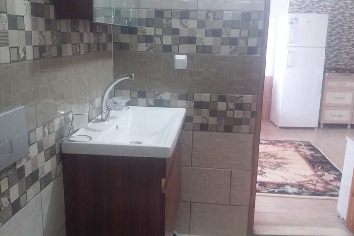 Room 4 of 31