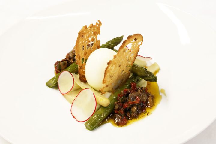 Dining 78 of 124