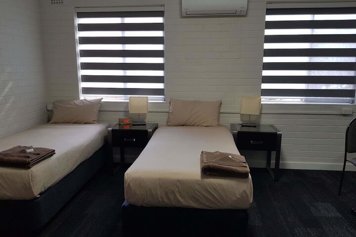 Room 25 of 65