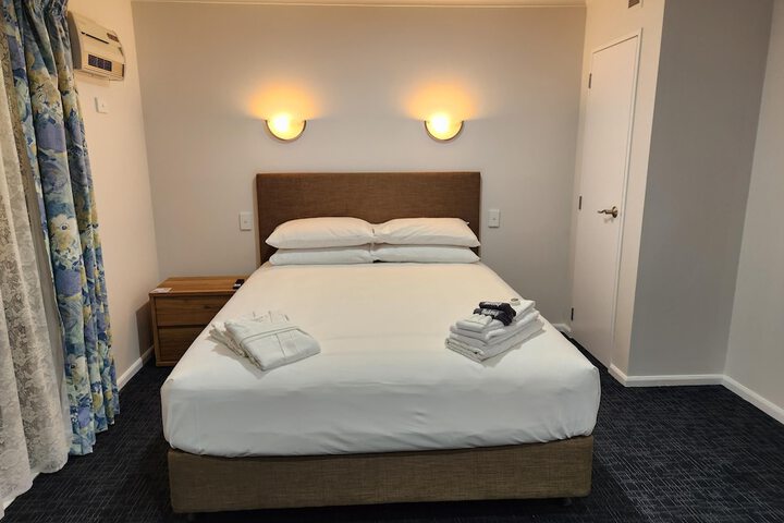 Room 4 of 47