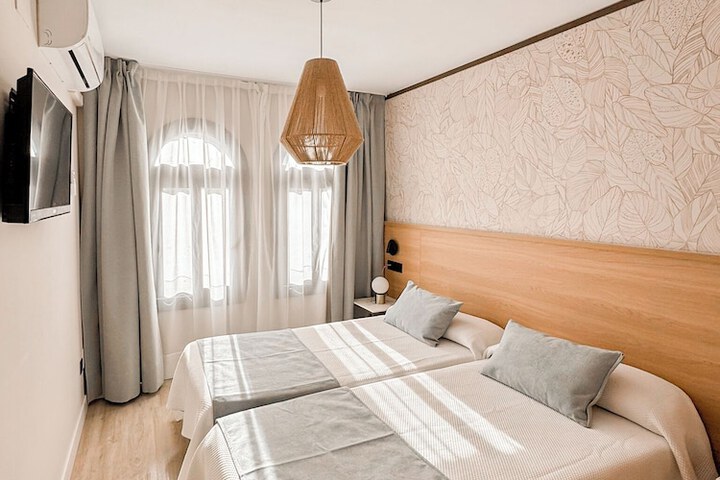 Room 17 of 63
