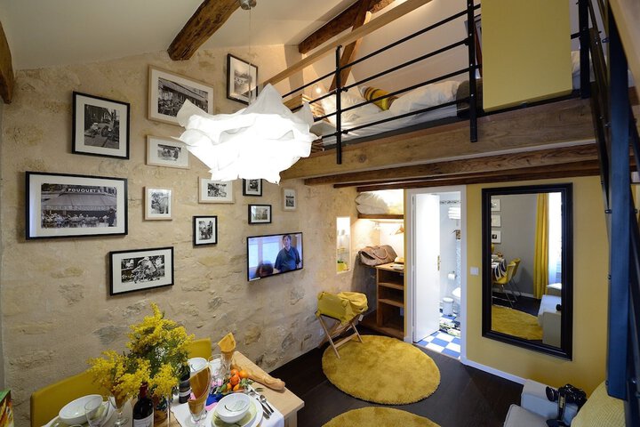 Room 416 of 648