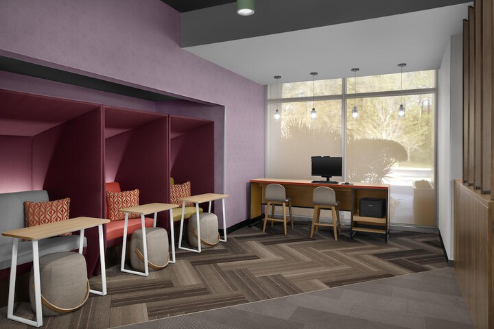 Business Center 62 of 69