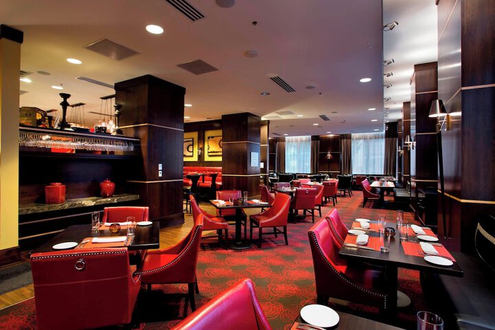 Dining 66 of 109