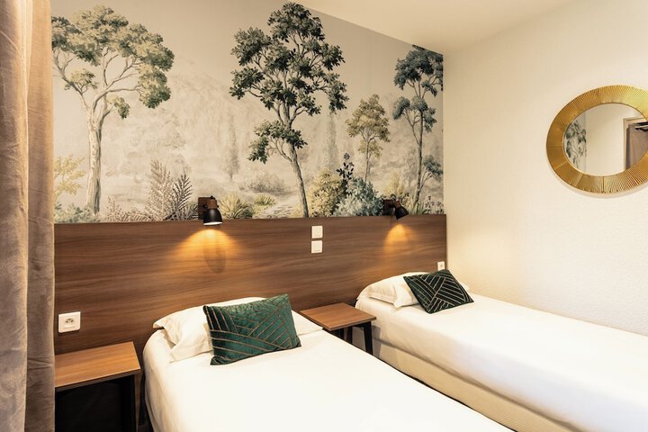Room 37 of 113