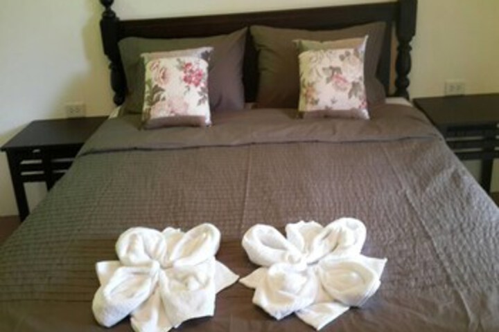 Room 13 of 21