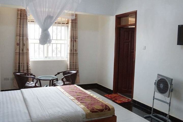 Room 10 of 58