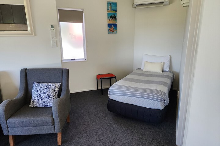 Room 16 of 53