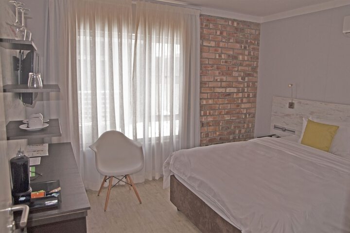 Room 18 of 59