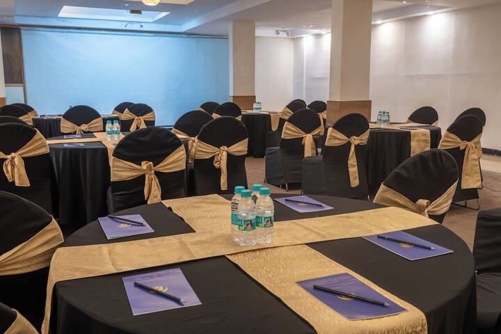 Ballroom/Hall 100 of 113