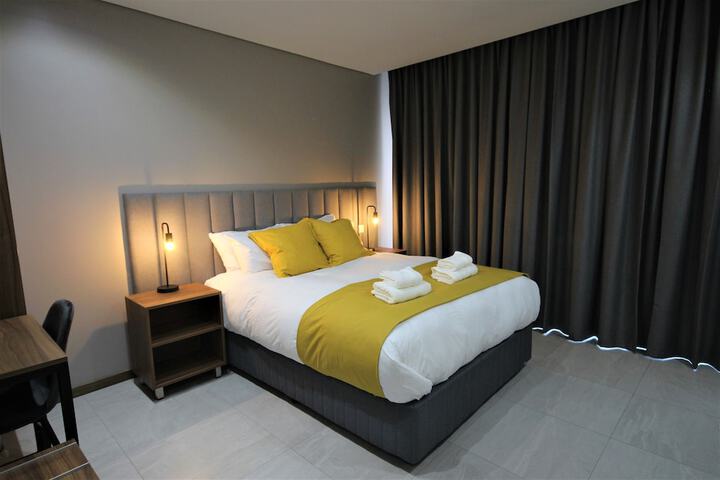 Room 13 of 66