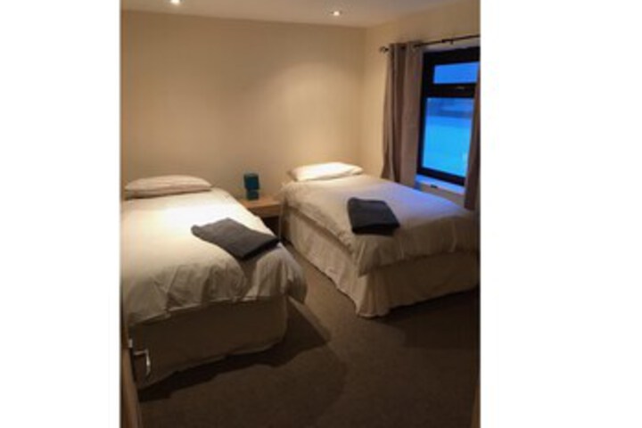 Room 11 of 22