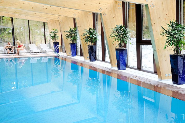 Pool Hotel